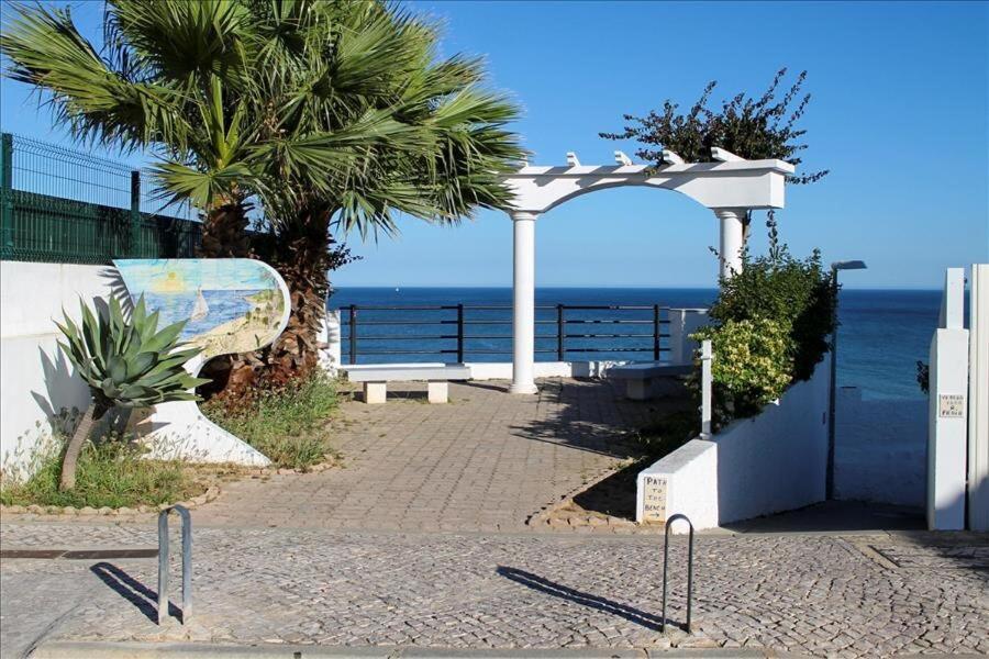 Varandas Do Mar Apartamento T2R Frente Mar Olhos De Gua Albufeira Ольос де Агуа Екстериор снимка